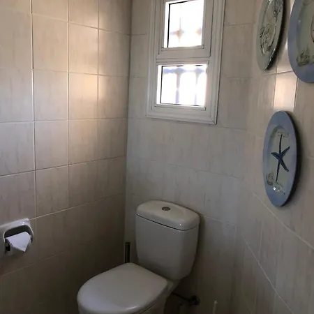 Spacious 3br - 5-min To St Georges - Perfect For Families * Klorakas