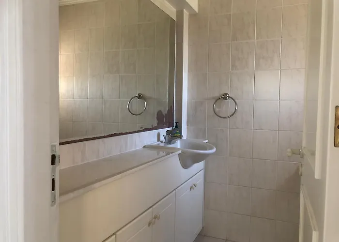 Villa Spacious 3br - 5-min To St Georges - Perfect For Families Klorakas