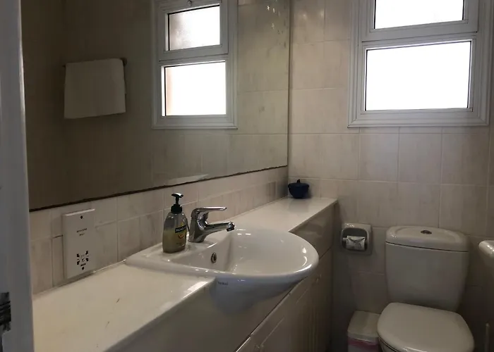 Spacious 3br - 5-min To St Georges - Perfect For Families