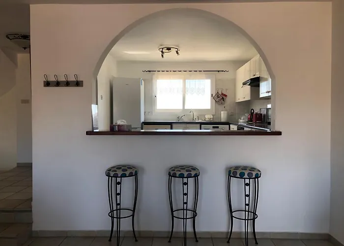 Spacious 3br - 5-min To St Georges - Perfect For Families Klorakas