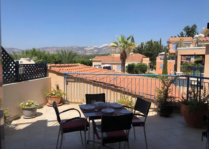 Villa Spacious 3br - 5-min To St Georges - Perfect For Families Klorakas